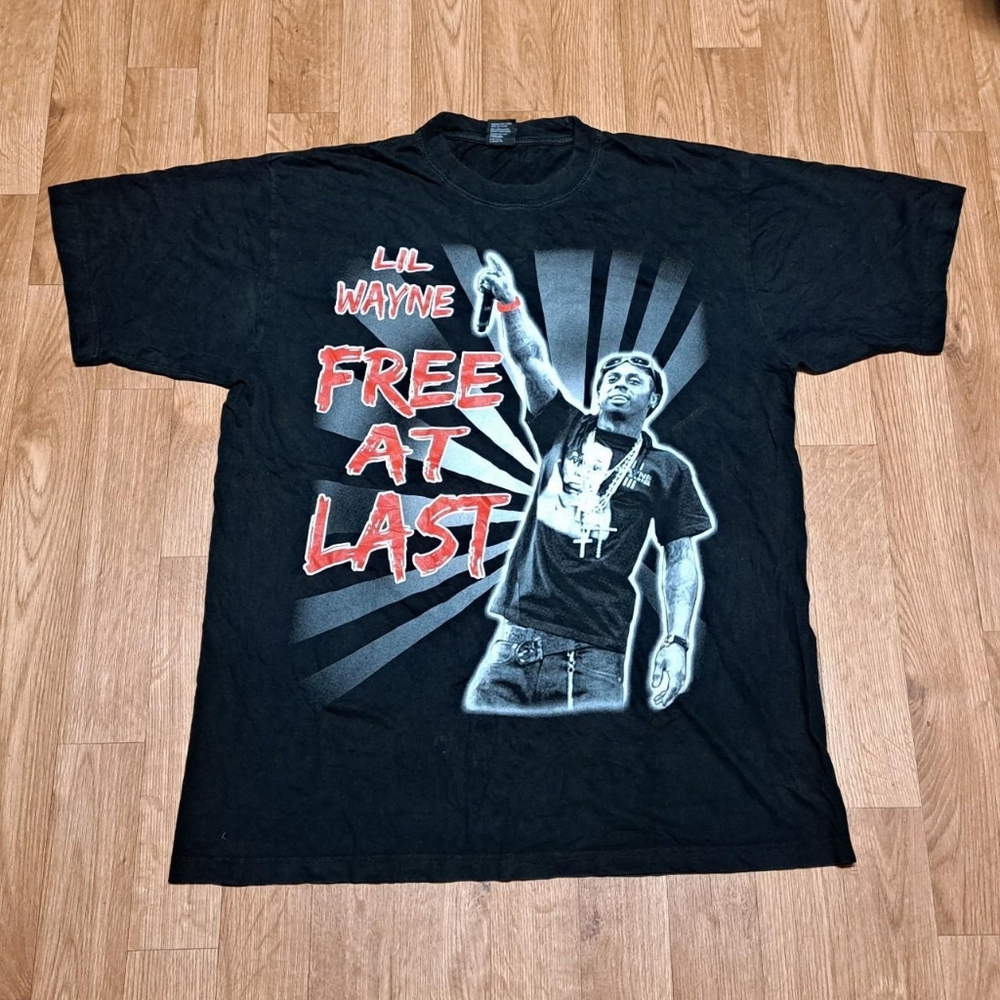 Vintage 2010 Lil Wayne "Free at Last" rap t-shirt Size XXL